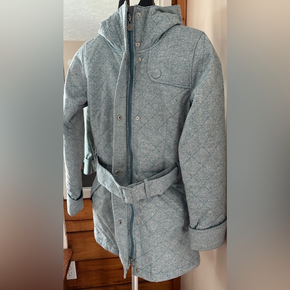 Beautifully Textured Roxy Winter Coat - Picture 13 of 14